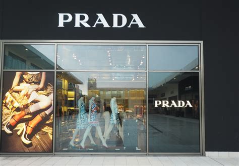 prada produzione outlet|prada factory outlet store.